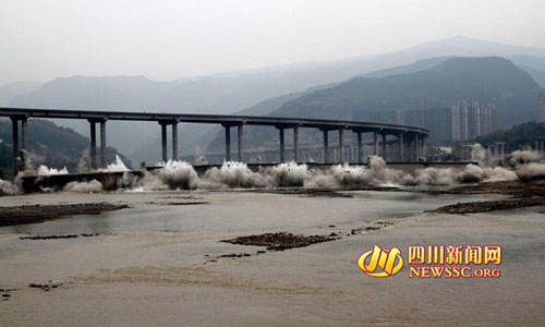 綿廣高速二專線嘉陵江大橋爆破案例